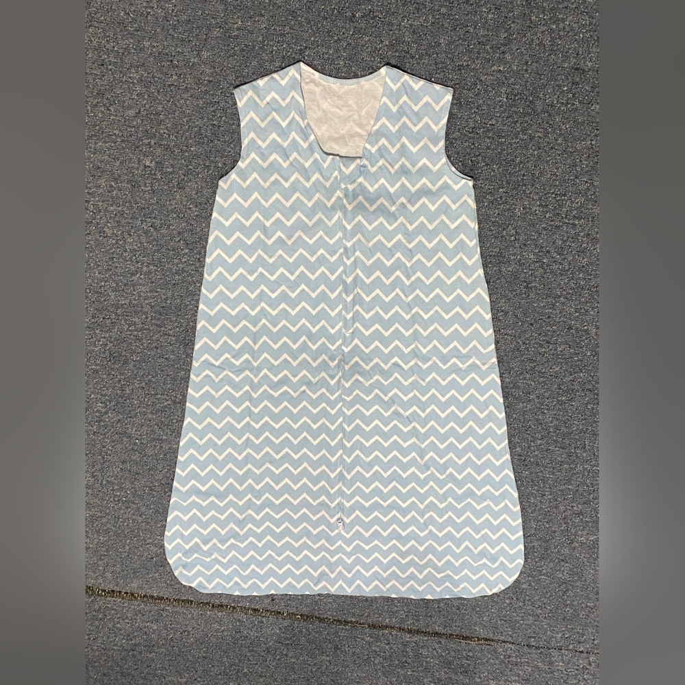 NWOT 100% Cotton Blue Chevron Kids Sleep Sack